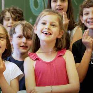 CSTAR lance la nouvelle web-série «A l’école avec ...»