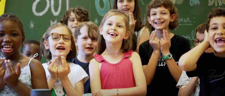 CSTAR lance la nouvelle web-série «A l’école avec …»