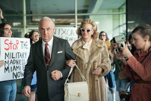STARZPLAY : la mini-série «Gaslit» avec Julia Roberts et Sean Penn dès le 24 avril