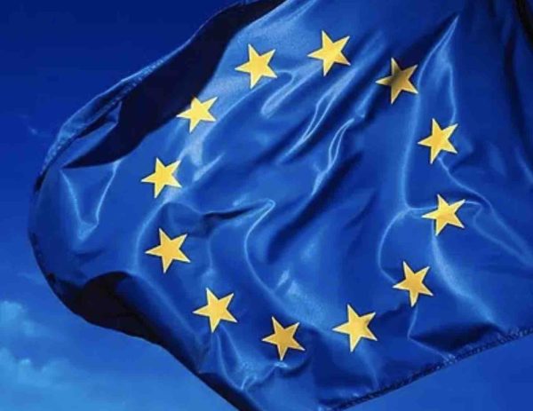 Semi-conducteurs: l’UE veut réduire sa dépendance à l’Asie