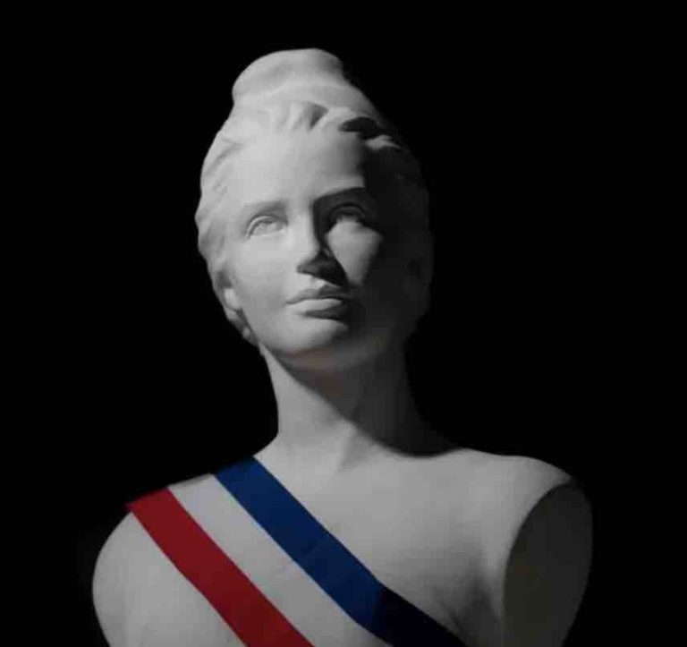 Un collectif d’artistes spécialisés dans l’intelligence artificielle (IA) propose une future Marianne numérique