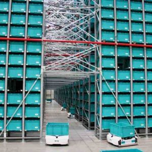 Des robots escaladeurs pour rendre les entrepôts plus efficaces