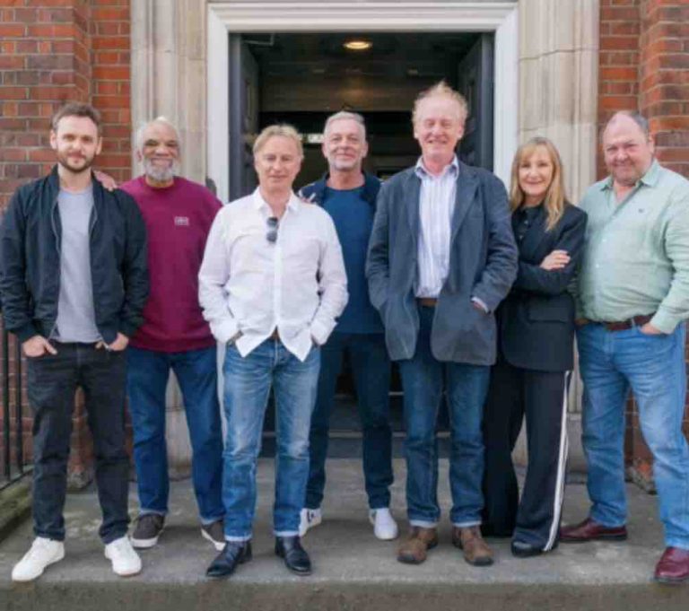 Disney+ annonce le début de tournage à Sheffield et à Manchester d’une nouvelle minisérie originale «The Full Monty»