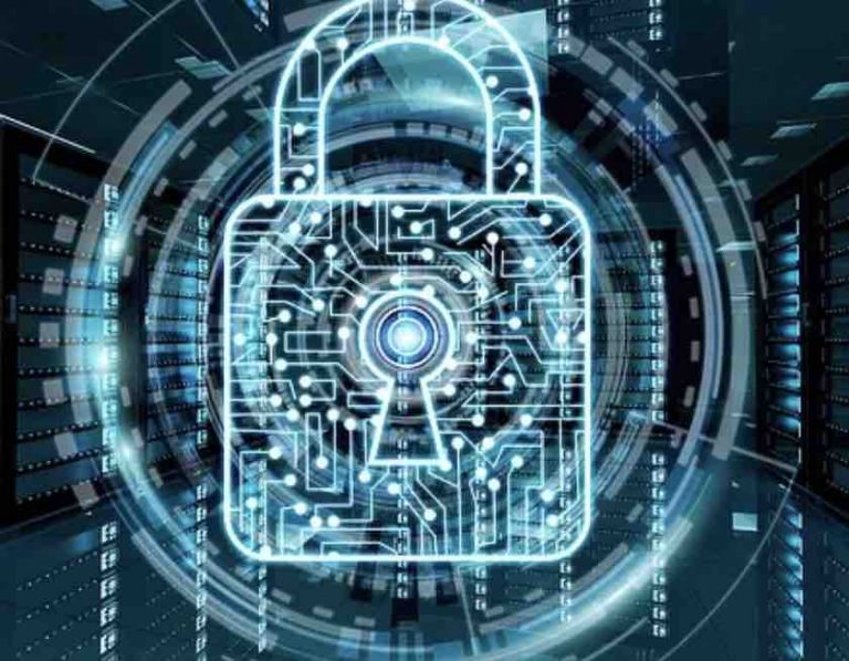 En France, un hacker «éthique» au coeur de la cyberguerre russo-ukrainienne