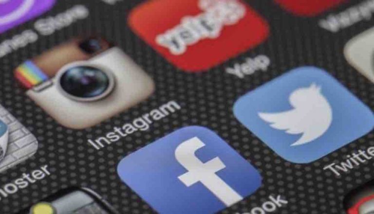 Les réseaux sociaux au coeur des conflits