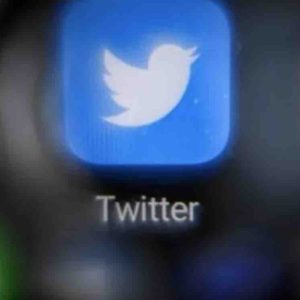 Présidentielle en France : Twitter détaille sa stratégie de lutte contre la désinformation et les manipulations électorales à l’approche du scrutin