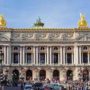 Une soirée de chant et de danse organisée par l’Opéra de Paris au Palais Garnier le 27 mars en soutien aux victimes du conflit en Ukraine