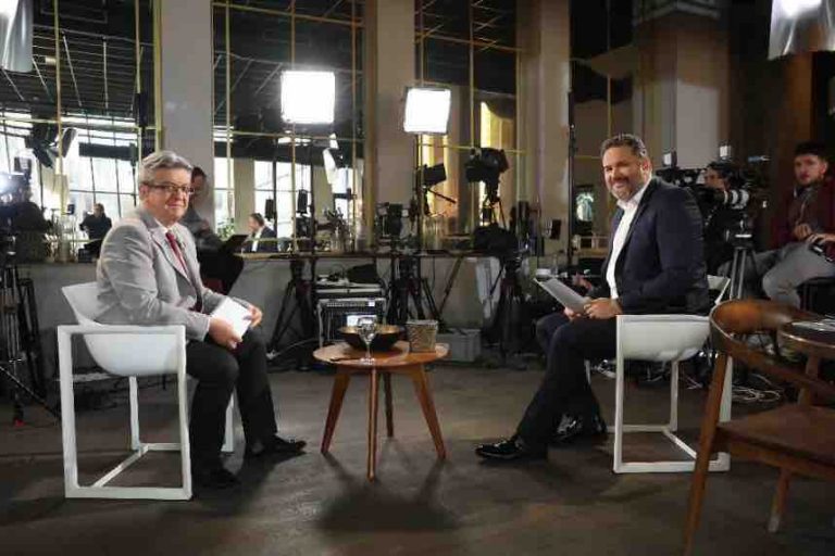 BFMTV leader TNT et Info mardi 19 avril avec l’entretien spécial de Jean-Luc Mélenchon