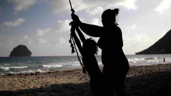 France Télévisions : le documentaire inédit «Femme debout, l’affaire Leïla Laviolette» sur La1ere.fr et sur France 3 lundi 11 avril