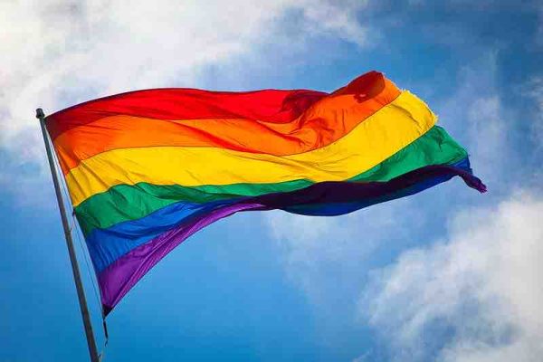 La Russie condamne à des amendes Meta et TikTok pour «propagande» LGBT