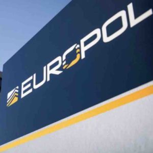Dark web: énorme coup de filet menant à 288 arrestations