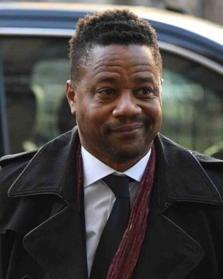 L’acteur américain Cuba Gooding Jr a reconnu avoir embrassé une serveuse de force