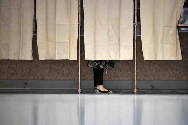 FRANCE-POLITICS-ELECTIONS-REGIONS-PS