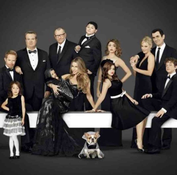 NRJ 12 : succès dimanche pour «Modern Family» auprès des FRDA-50 et des 25-49 ans