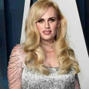 Australie: accusé d’avoir fait pression sur l’actrice Rebel Wilson pour qu’elle fasse son coming-out, le quotidien «Sydney Morning Herald» s’excuse
