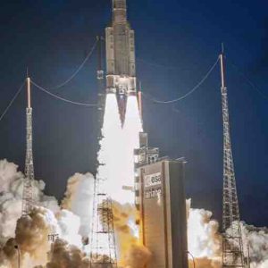 L’Europe reprend le chemin de l’espace avec la mise sur orbite réussie de deux satellites de télécommunications