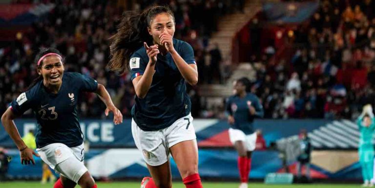Les Français plébiscitent de plus en plus le sport féminin
