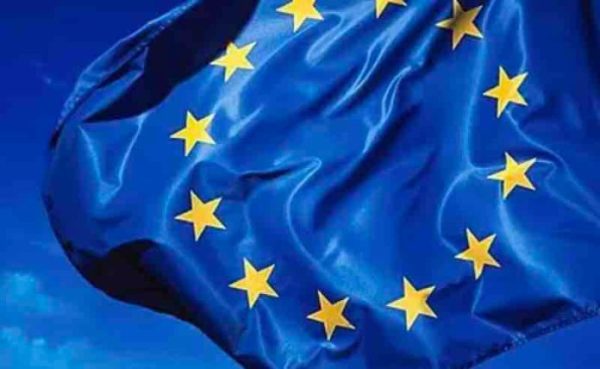 Feu vert des eurodéputés aux nouvelles règles de l’UE pour le numérique