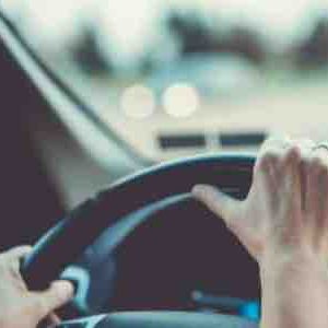 Pour ne pas vous endormir au volant, mieux vaut choisir sa musique et son programme préférés