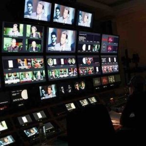 La télévision est restée un «miroir déformant» de la société en 2021