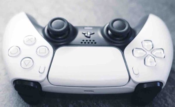 Le groupe japonais Sony annonce une hausse des prix de vente de ses consoles PlayStation 5 à cause de l’inflation
