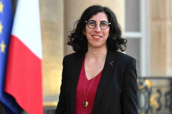 La ministre de la Culture Rima Abdul Malak juge «inadmissible» que l’animateur Cyril Hanouna appelle à privatiser  l’audiovisuel public