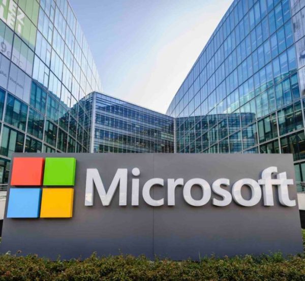 Les résultats de Microsoft ont pâti de la conjoncture économique, mais son activité de cloud résiste
