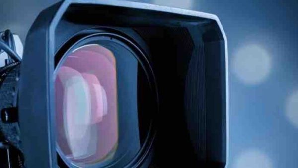 France Télévisions: la nouvelle série «Grand Palais» en tournage pour France.tv Slash