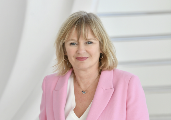 L. SMITH (MIPCOM) : «Le MIPCOM a toujours été plus qu'un simple marché de distribution»