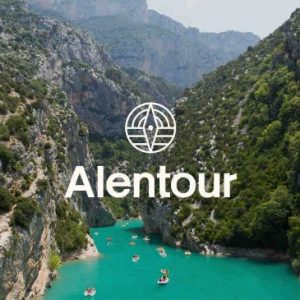 Tourisme: numériser l’offre de loisirs, un défi qui attise les convoitises