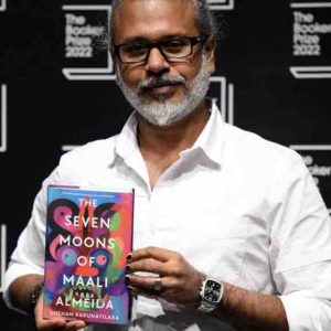 Colombo a félicité mardi l’écrivain sri lankais Shehan Karunatilaka, lauréat du Booker Prize britannique pour son roman sur la guerre civile