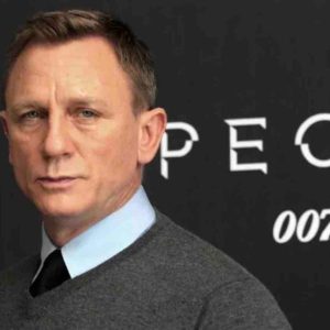L’acteur britannique Daniel Craig a reçu mardi la même décoration que James Bond