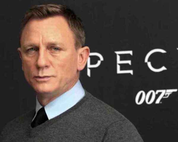 L’acteur britannique Daniel Craig a reçu mardi la même décoration que James Bond