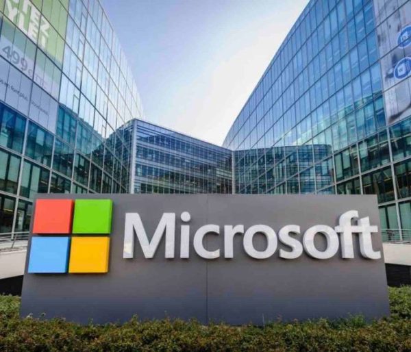 Microsoft travaille sur une IA qui transforme une photo de visage et un échantillon de voix en une vidéo ultra réaliste d’un «visage en train de parler»