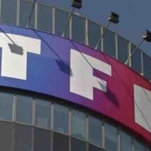 TF1 : «Sept à huit» en hausse (+174.000 téléspectateurs) dimanche
