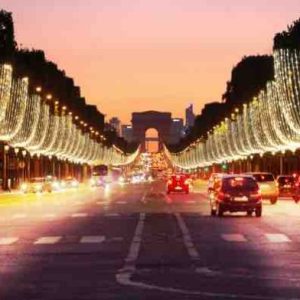 France 3 : les «Illuminations des Champs Elysées» sur France 3 Paris Ile-de-France le 20 novembre dans le «19/20»
