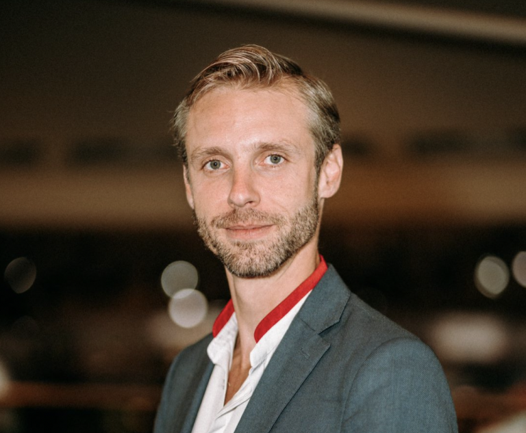 N. PAQUET (SONY) : «Nous sommes investis dans un plan environnemental mondial qui vise à une empreinte environnementale neutre d’ici 2040»