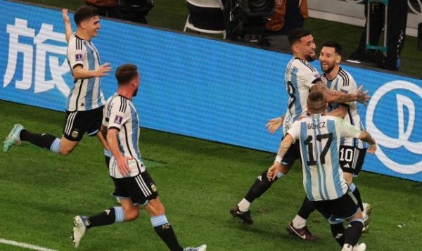 TF1 / Football : 6.028.000 fans de foot devant «Argentine – Australie» samedi en Prime 