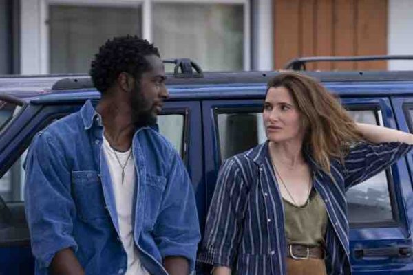 Disney+ : «Tiny Beautiful Things», la nouvelle série dramatique Disney+ avec Kathryn Hahn bientôt disponible sur la plateforme de streaming