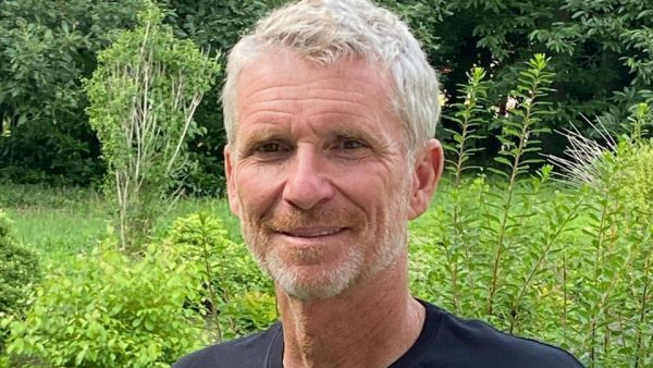 Denis Brogniart présente ses «excuses» après des comportements déplacés