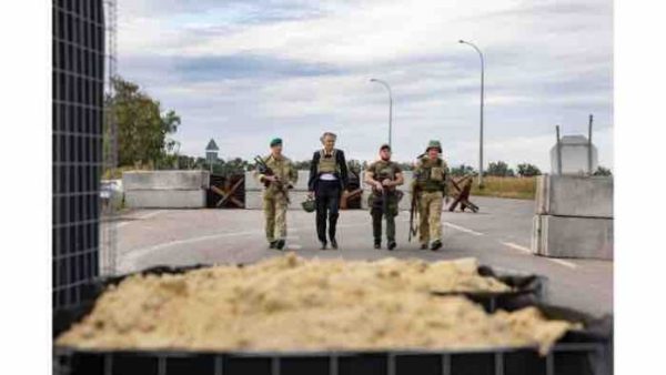 France tv distribution : distribution à l’international du long-métrage documentaire «Slava Ukraini»