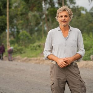 Guy Lagache débarque sur Ushuaïa TV avec « Terres d’urgence »