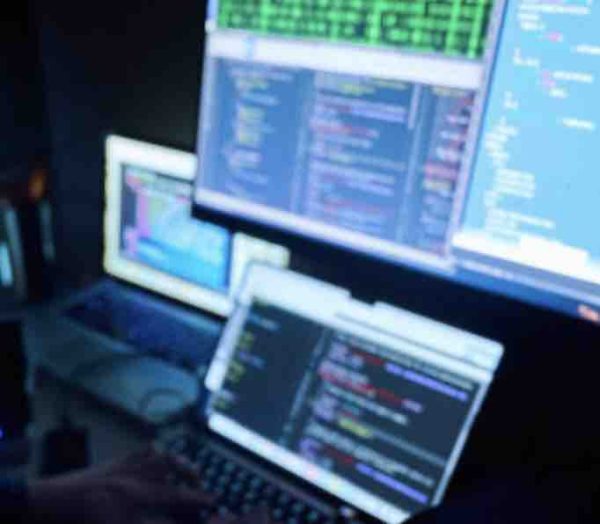 Des hackers revendiquent la cyberattaque de la mairie de Lille et diffusent quelque 305 gigaoctets de données volées