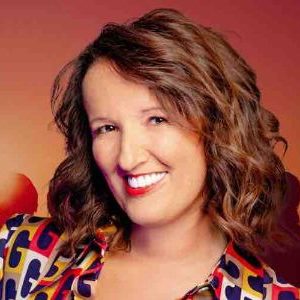 C8 : «Anne Roumanoff & Co s’amusent!» samedi 6 mai à 21h10