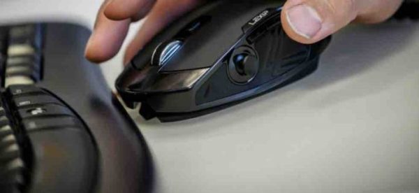 La façon dont les gens tapent et utilisent la souris sur ordinateur détecte le stress au bureau, selon une étude suisse