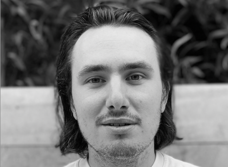 T. GUCIA (Swen) : «Nous réunissons les codes visuels des réseaux sociaux et des contenus de qualité»