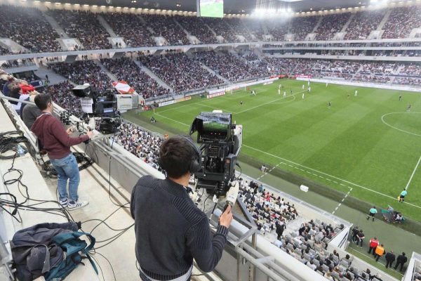 Les retransmissions des matches de L1 et de Top 14 perturbées samedi par un mouvement social 