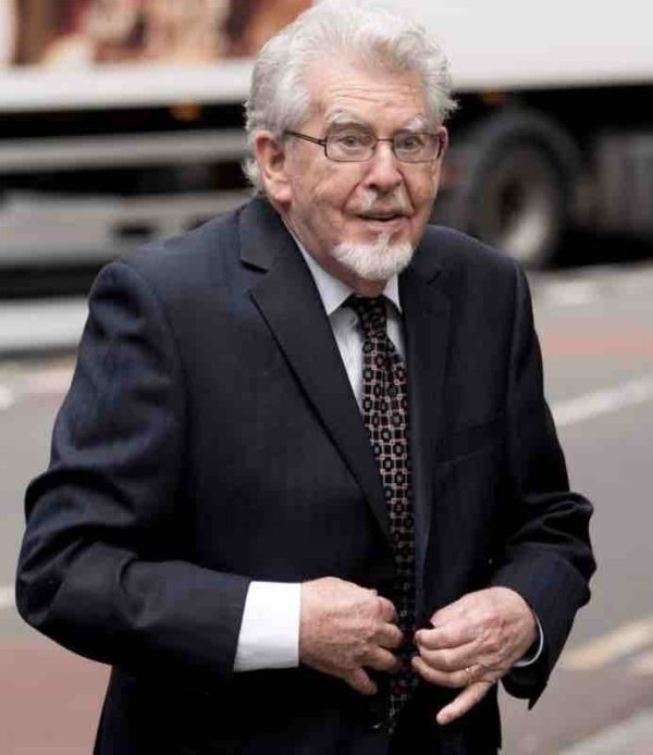 Décès de l’Australien Rolf Harris, ancien animateur vedette de la BBC, condamné en 2014 pour pédocriminalité