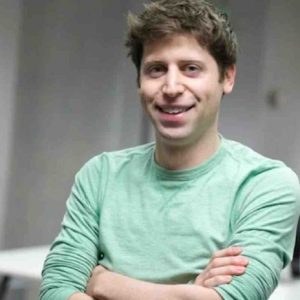 Le patron d’OpenAI, Sam Altman, s’est prononcé lundi contre une «réglementation stricte» de l’intelligence artificielle
