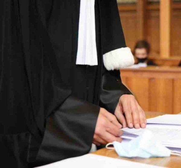 Menacés de blocage, cinq sites porno obtiennent un sursis en justice
